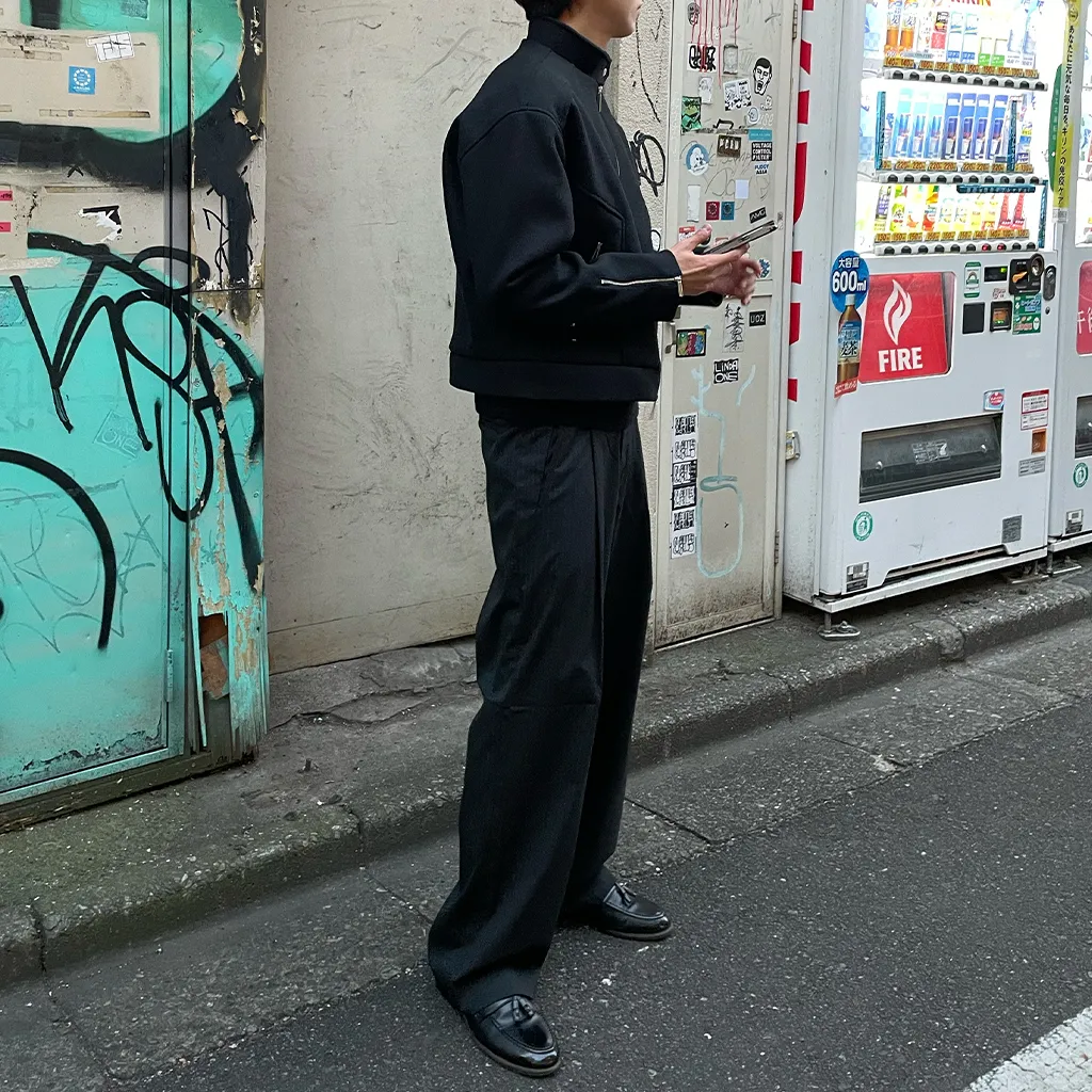 ストライプスラックス