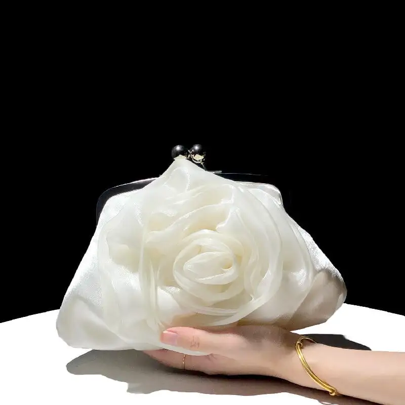 バッグ パーティーバック 4色展開 花の形 結婚式バッグ チェーンバッグ 手持ちバッグ デート
