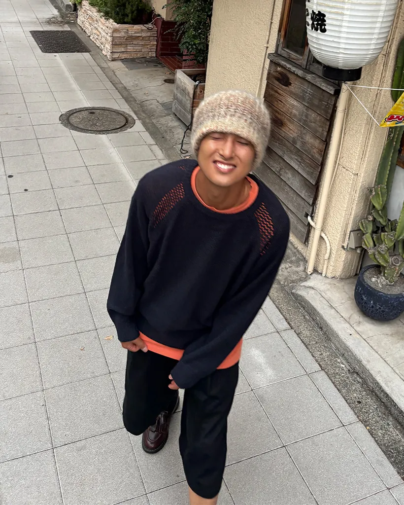 ルーズフィット ラグランニット