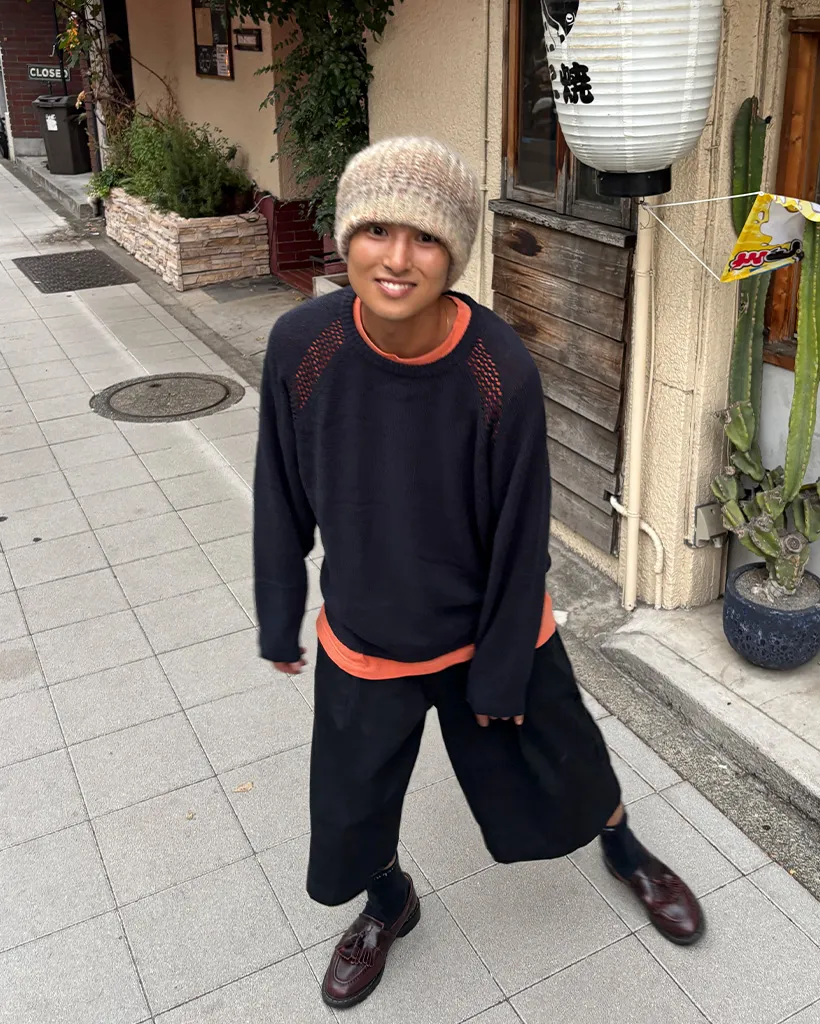 ルーズフィット ラグランニット