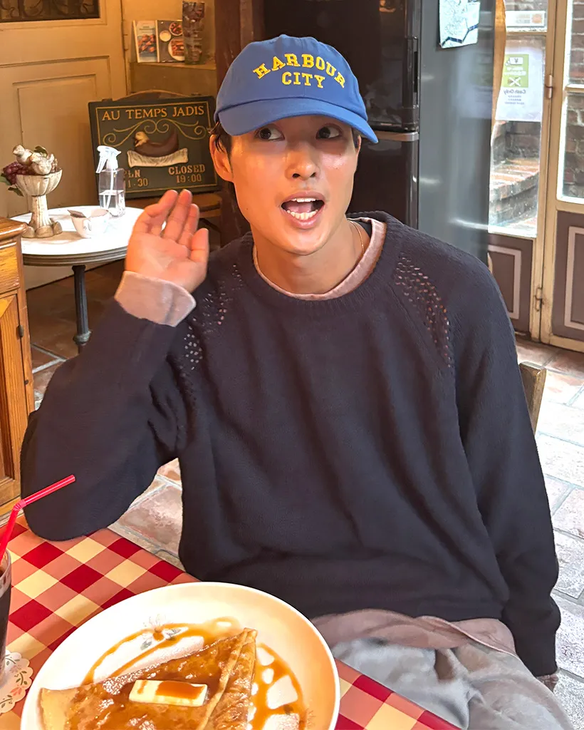 ルーズフィット ラグランニット