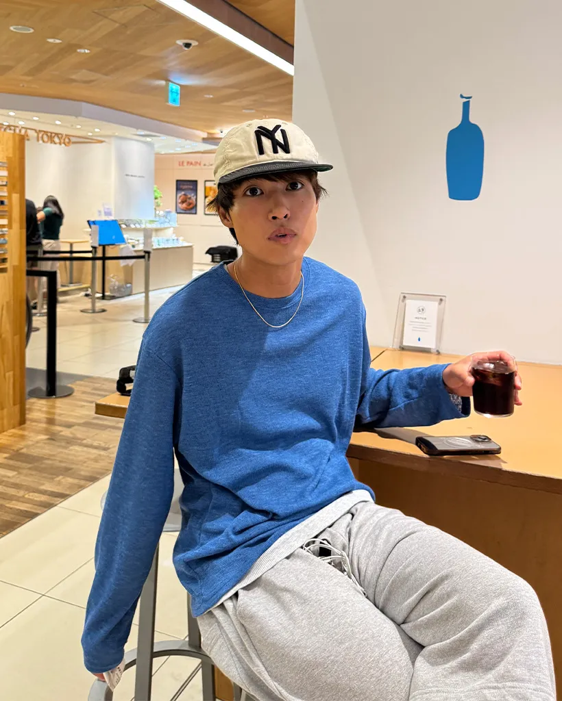 ユニセックス ルーズフィット 長袖Tシャツ