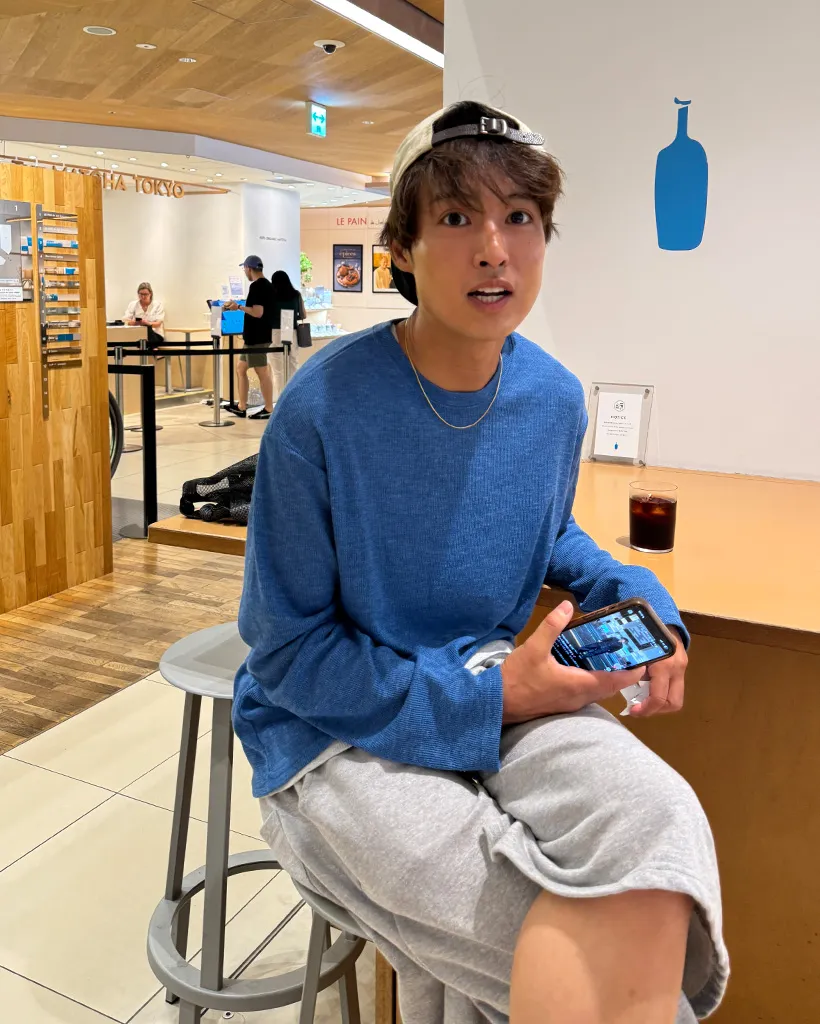 ユニセックス ルーズフィット 長袖Tシャツ