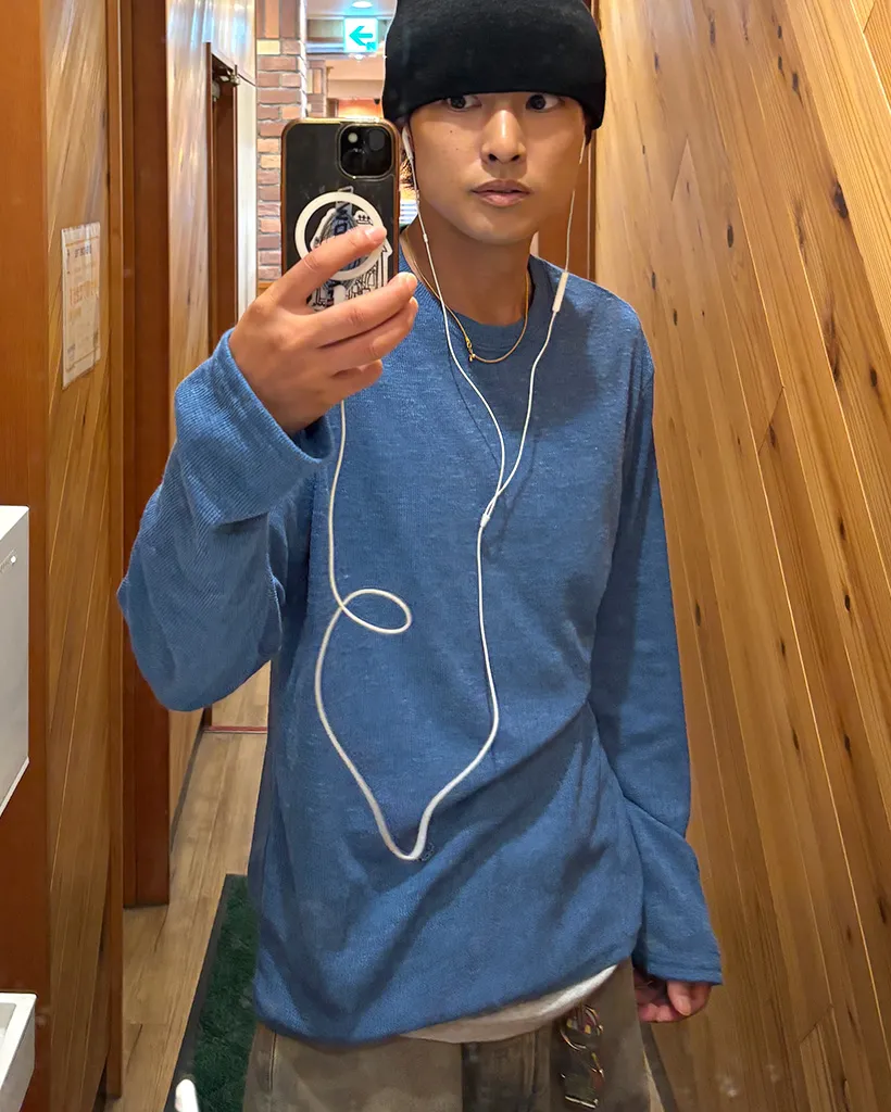 ユニセックス ルーズフィット 長袖Tシャツ