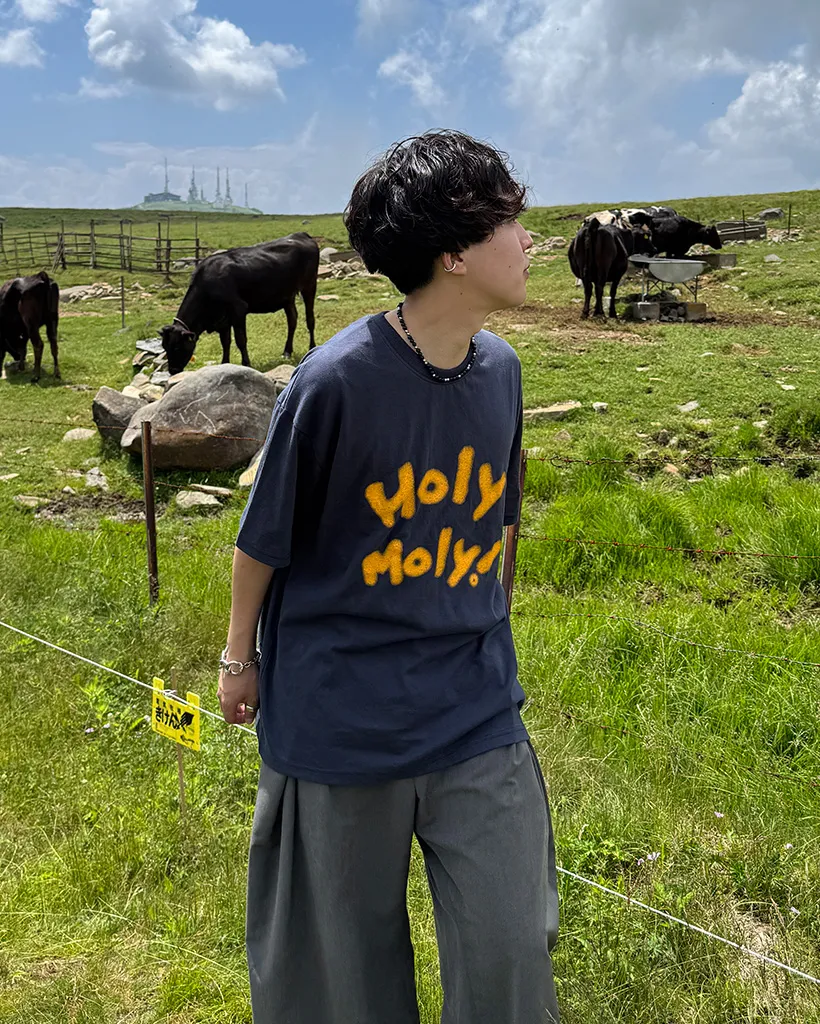 Holy Moly ハーフＴシャツ