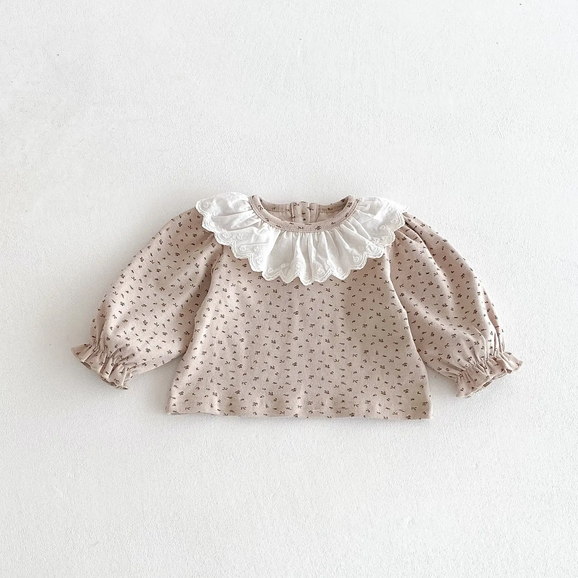 【66-100cm】ブラウンフラワーＴシャツ＆サロペット