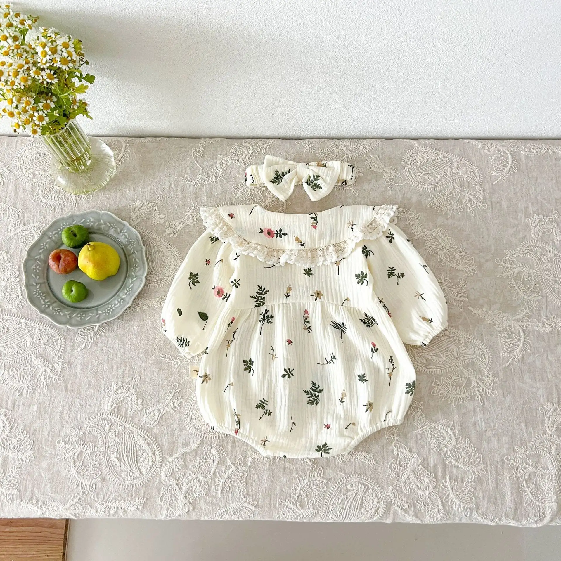 【66-90cm】プリンセス小花ロンパース