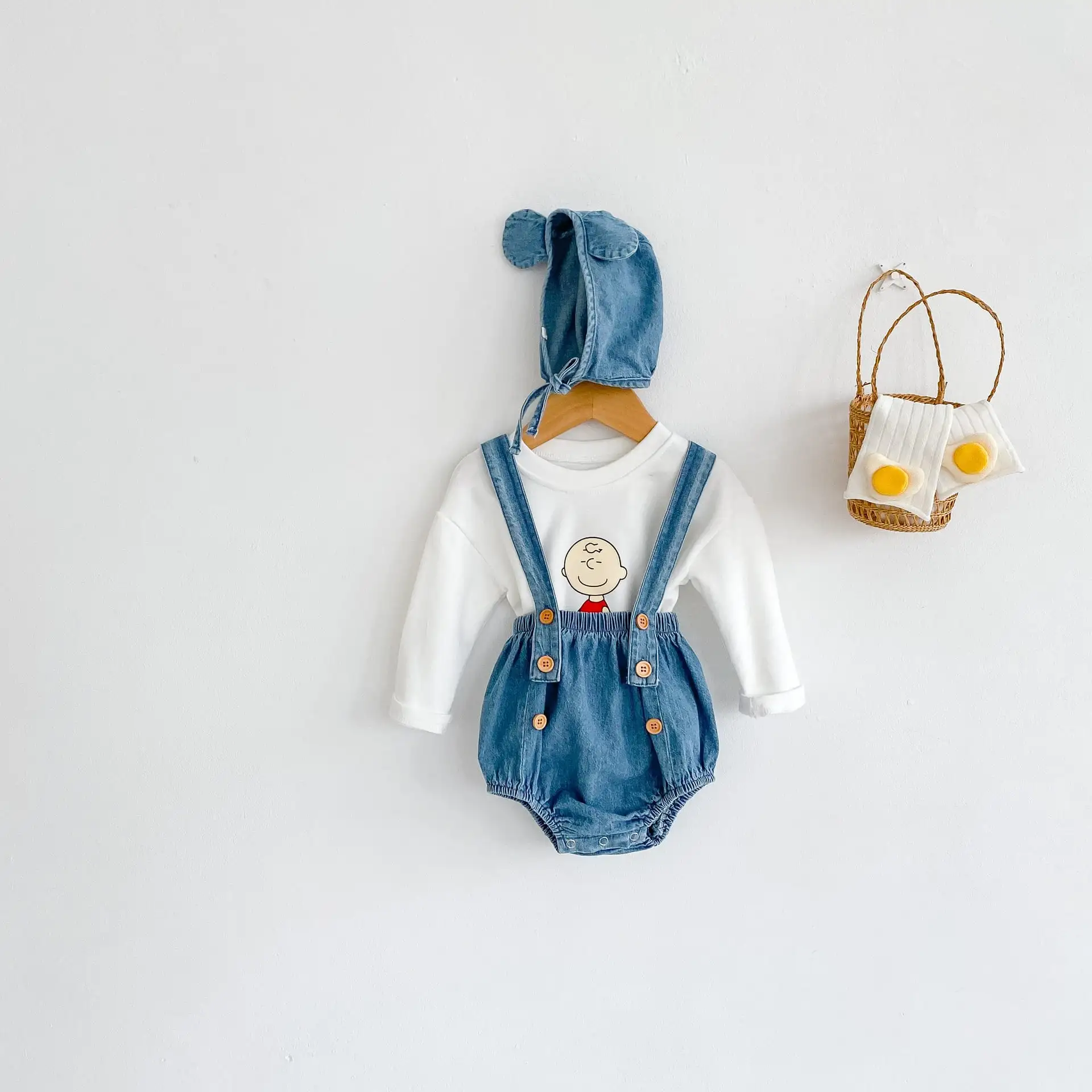 【66-90cm】デニムサロペロンパース＆クマ耳帽子