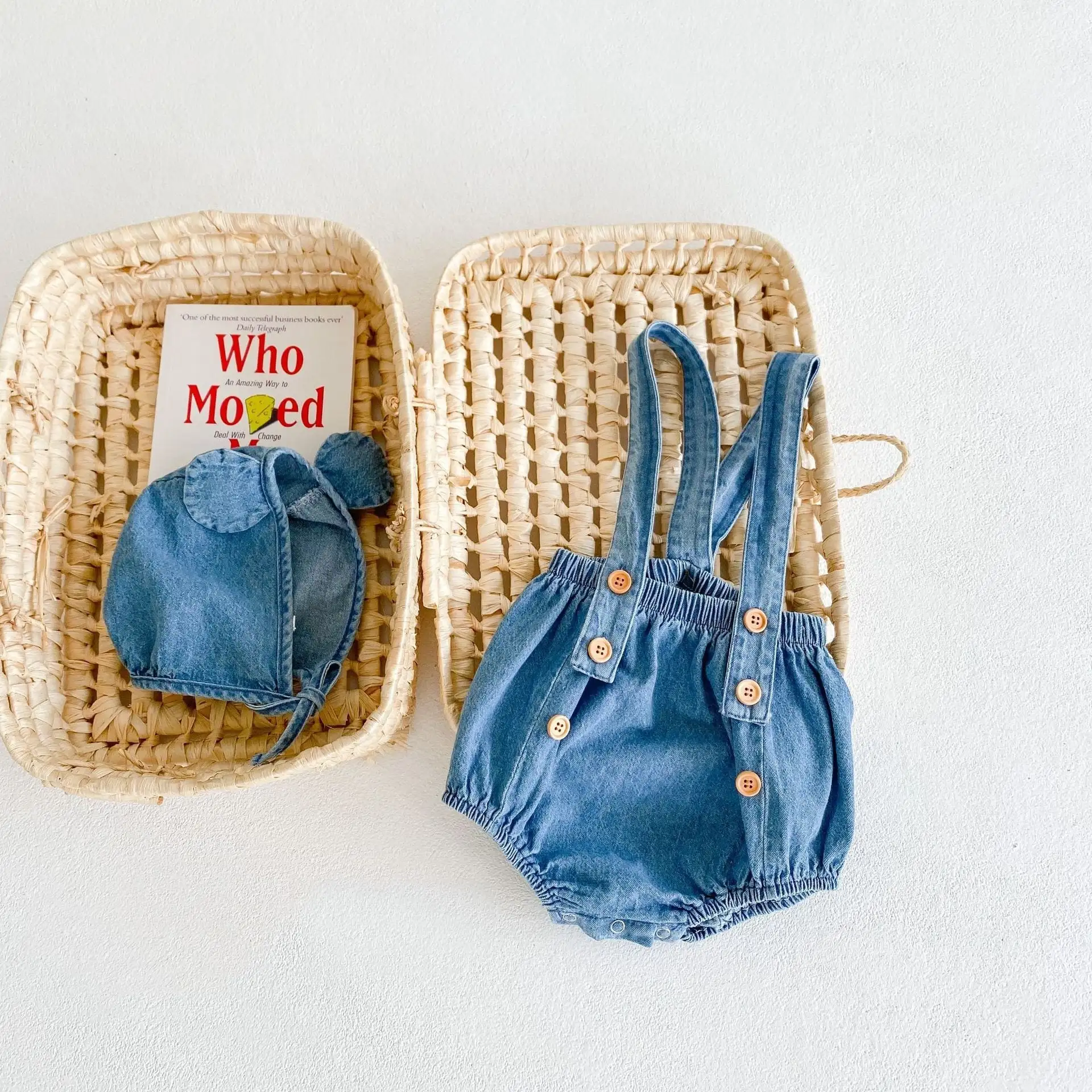 【66-90cm】デニムサロペロンパース＆クマ耳帽子