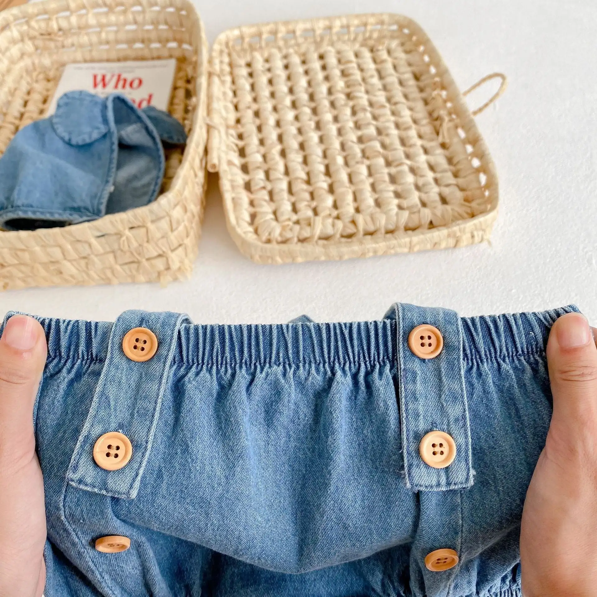 【66-90cm】デニムサロペロンパース＆クマ耳帽子