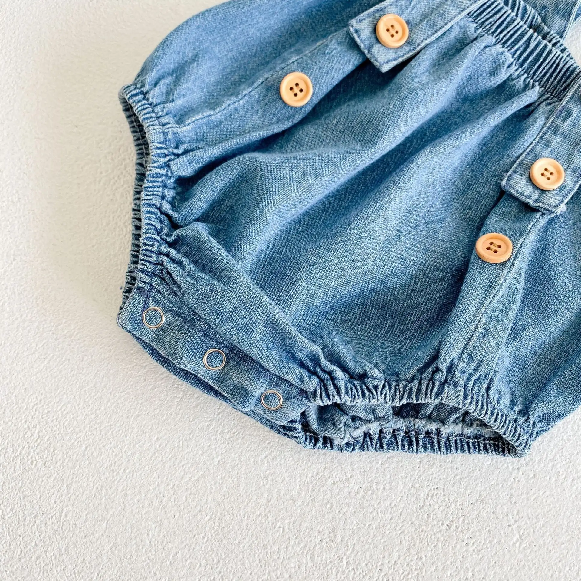 【66-90cm】デニムサロペロンパース＆クマ耳帽子