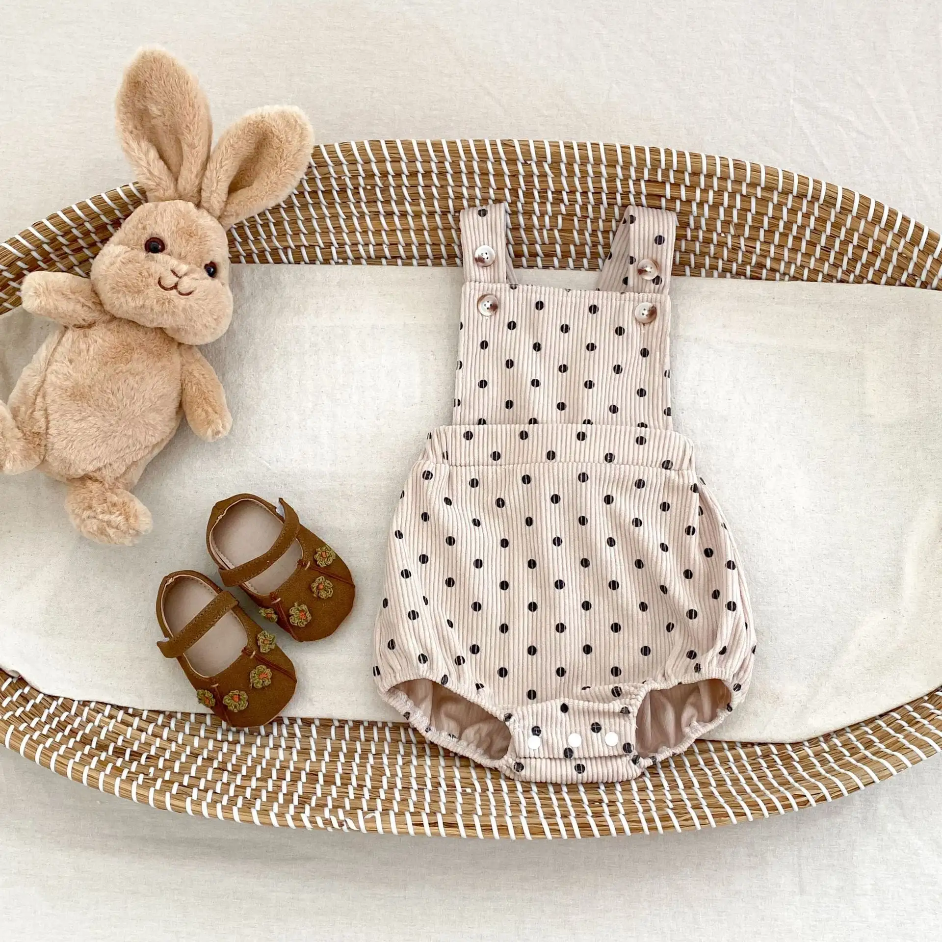 【66-90cm】秋新作 可愛いドットサロペロンパース