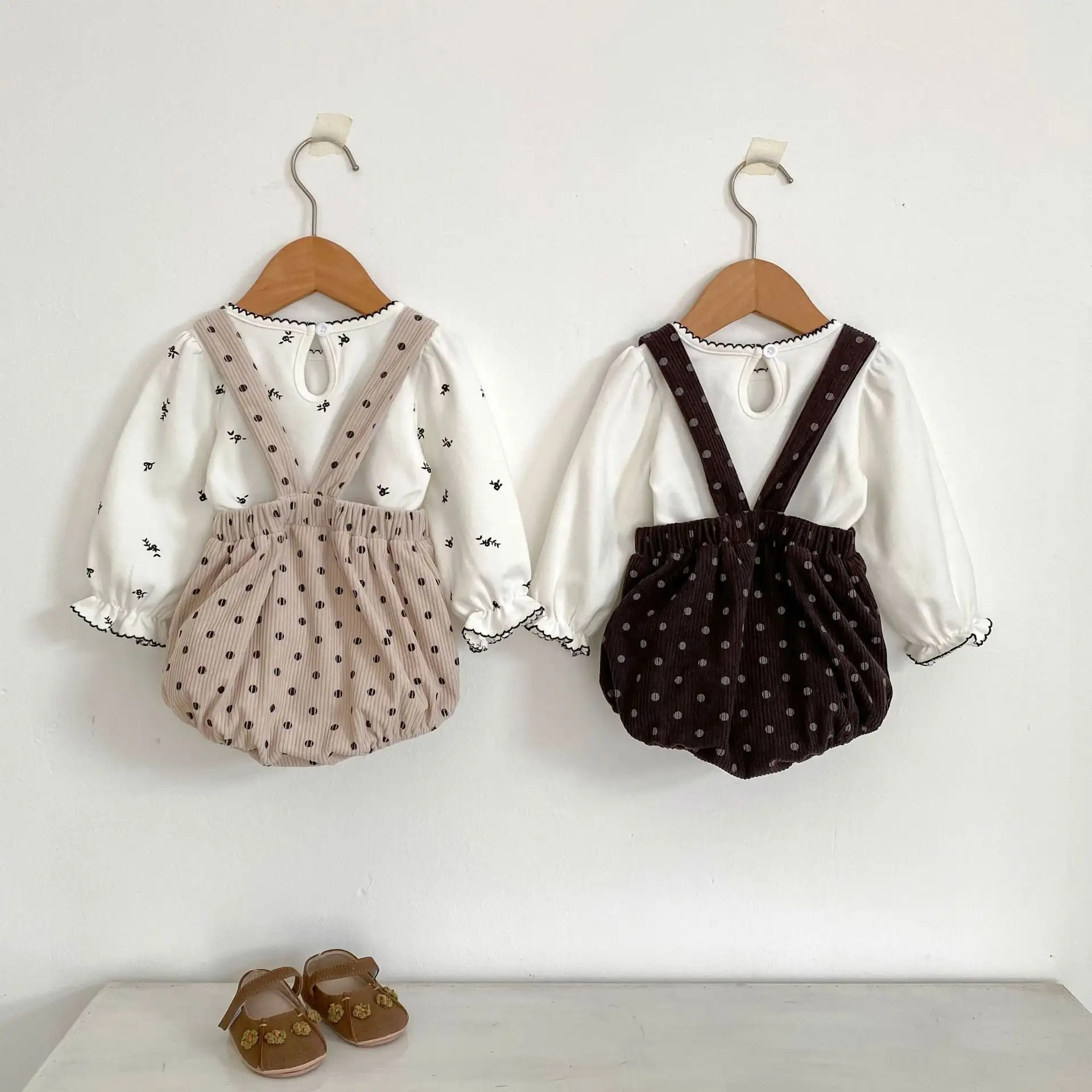 【66-90cm】秋新作 可愛いドットサロペロンパース