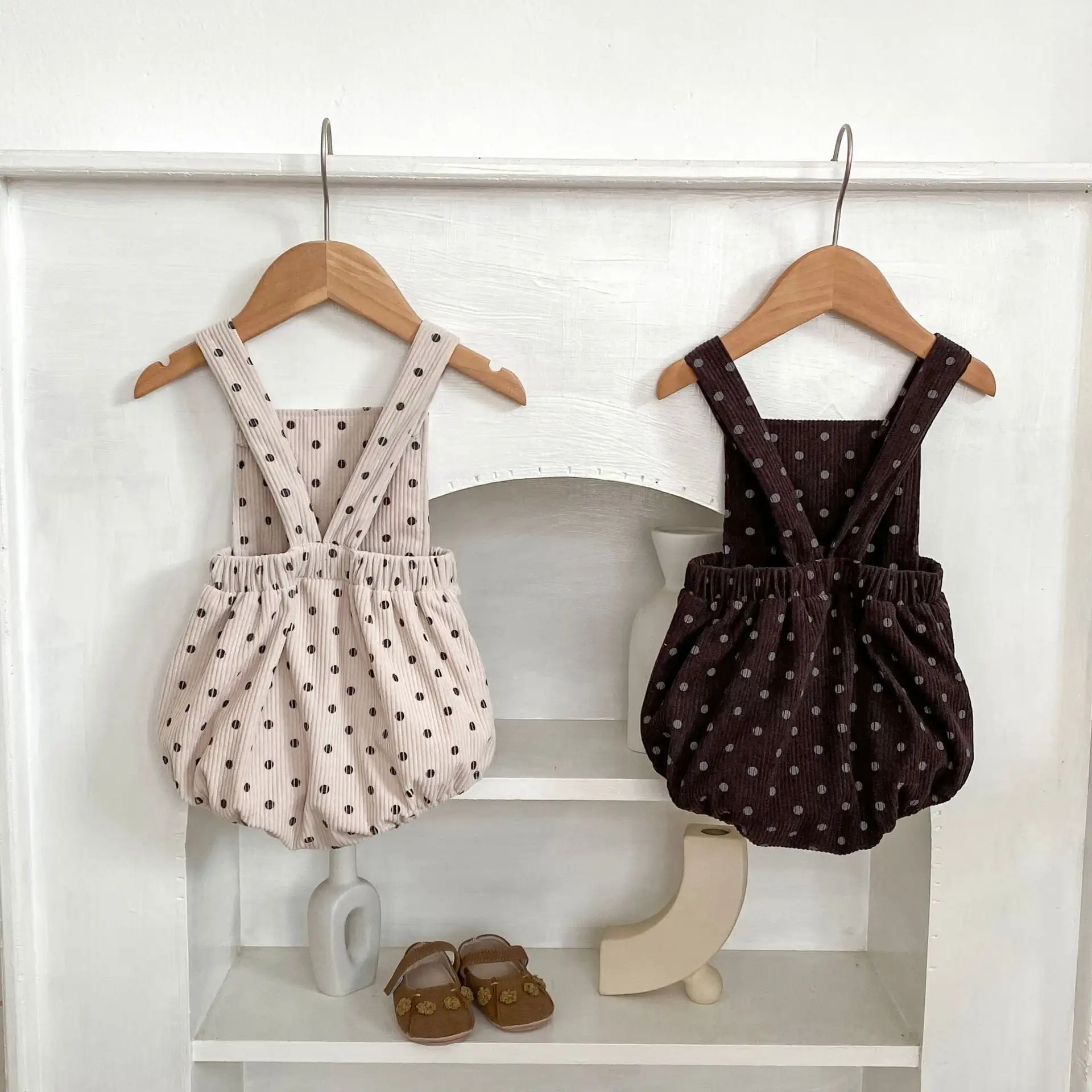 【66-90cm】秋新作 可愛いドットサロペロンパース