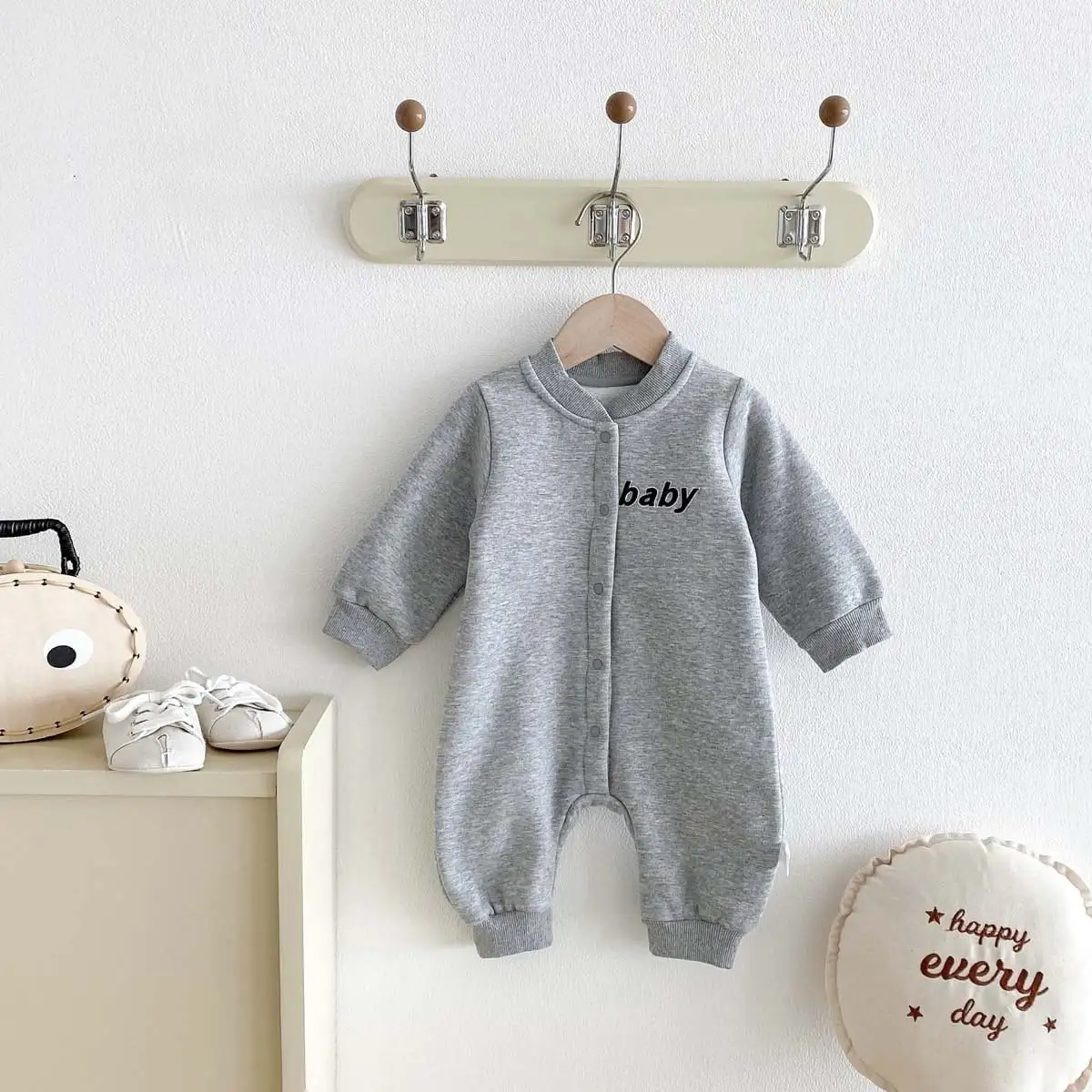 【66-90cm】暖かいベビー刺繡ロンパース