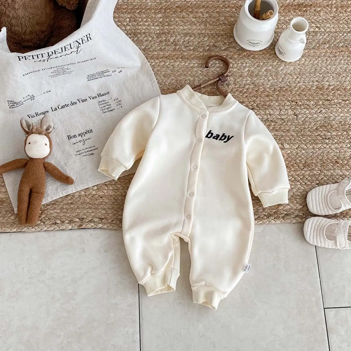 【66-90cm】暖かいベビー刺繡ロンパース