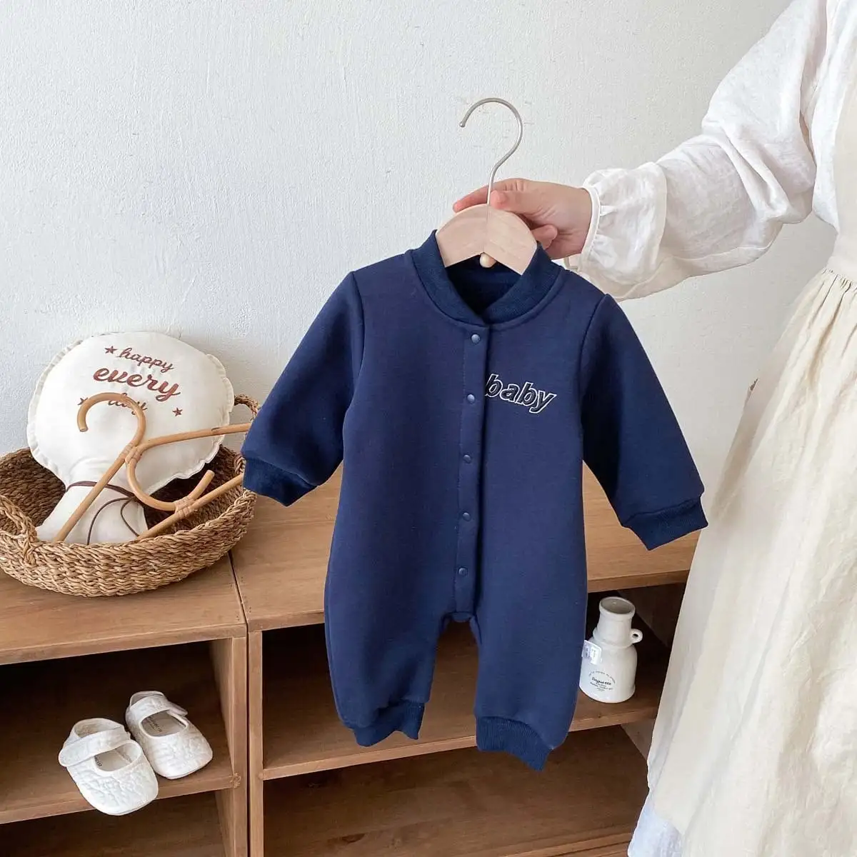 【66-90cm】暖かいベビー刺繡ロンパース