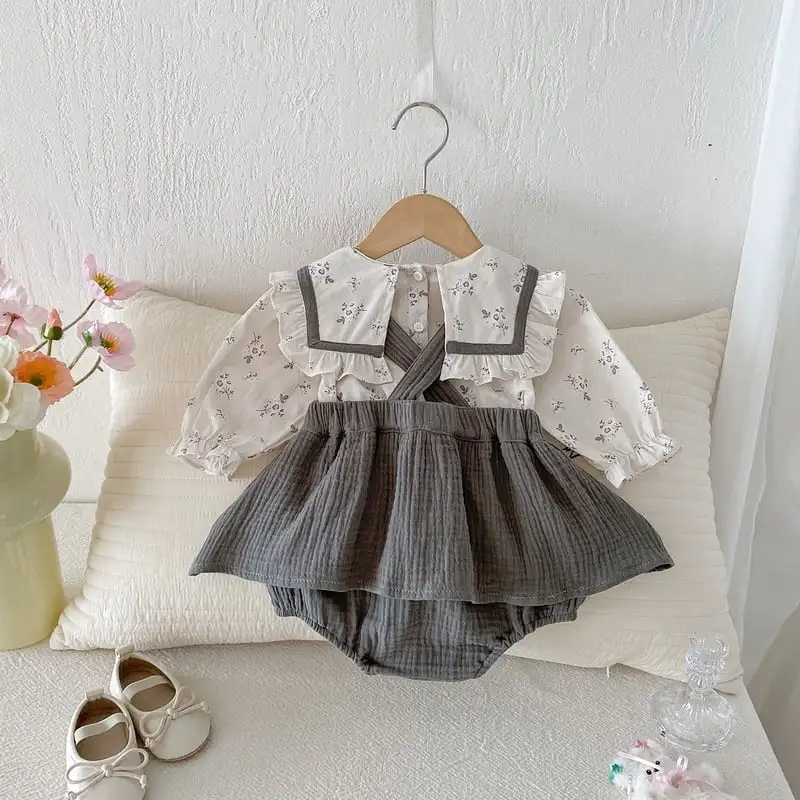 【66-90cm】可愛いグレーサロペット＆ブラウス