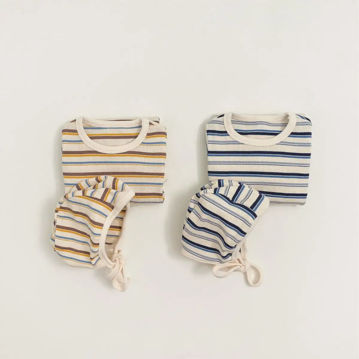 【66-90cm】カラーバリボーダーロンパース