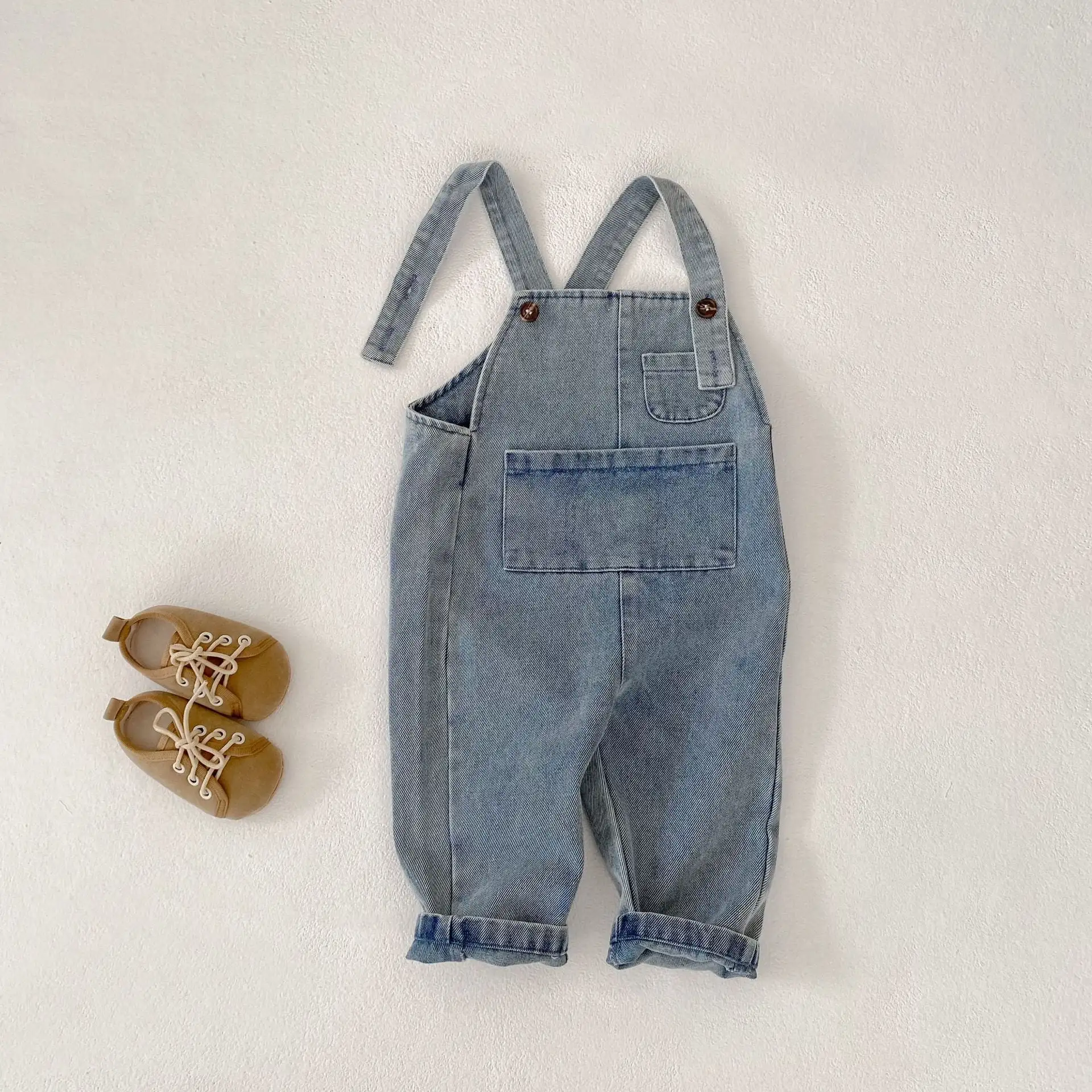 【73-110cm】ポケット付きデニムサロペット