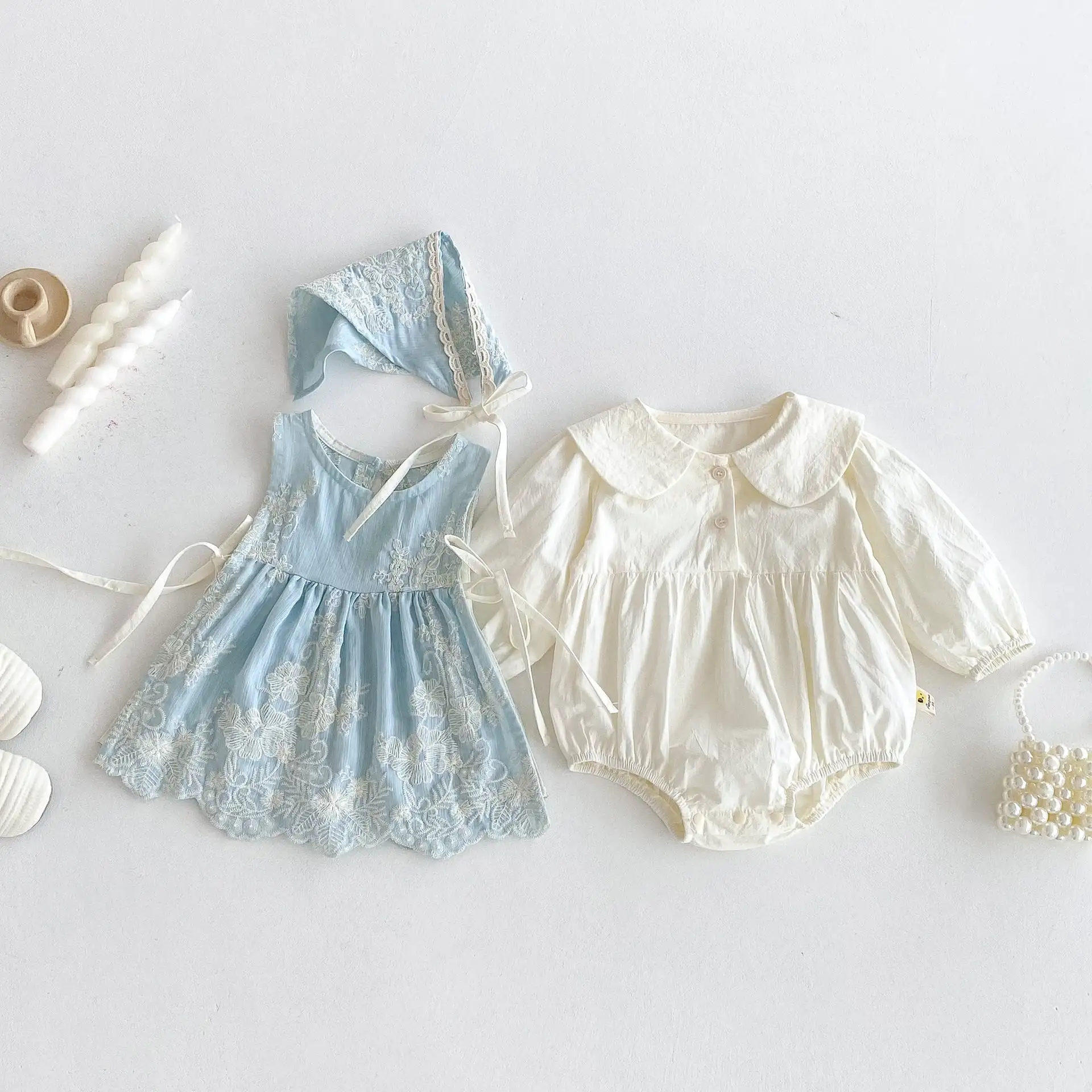 【66-90cm】ブルーフラワー刺繡ロンパース3点セット