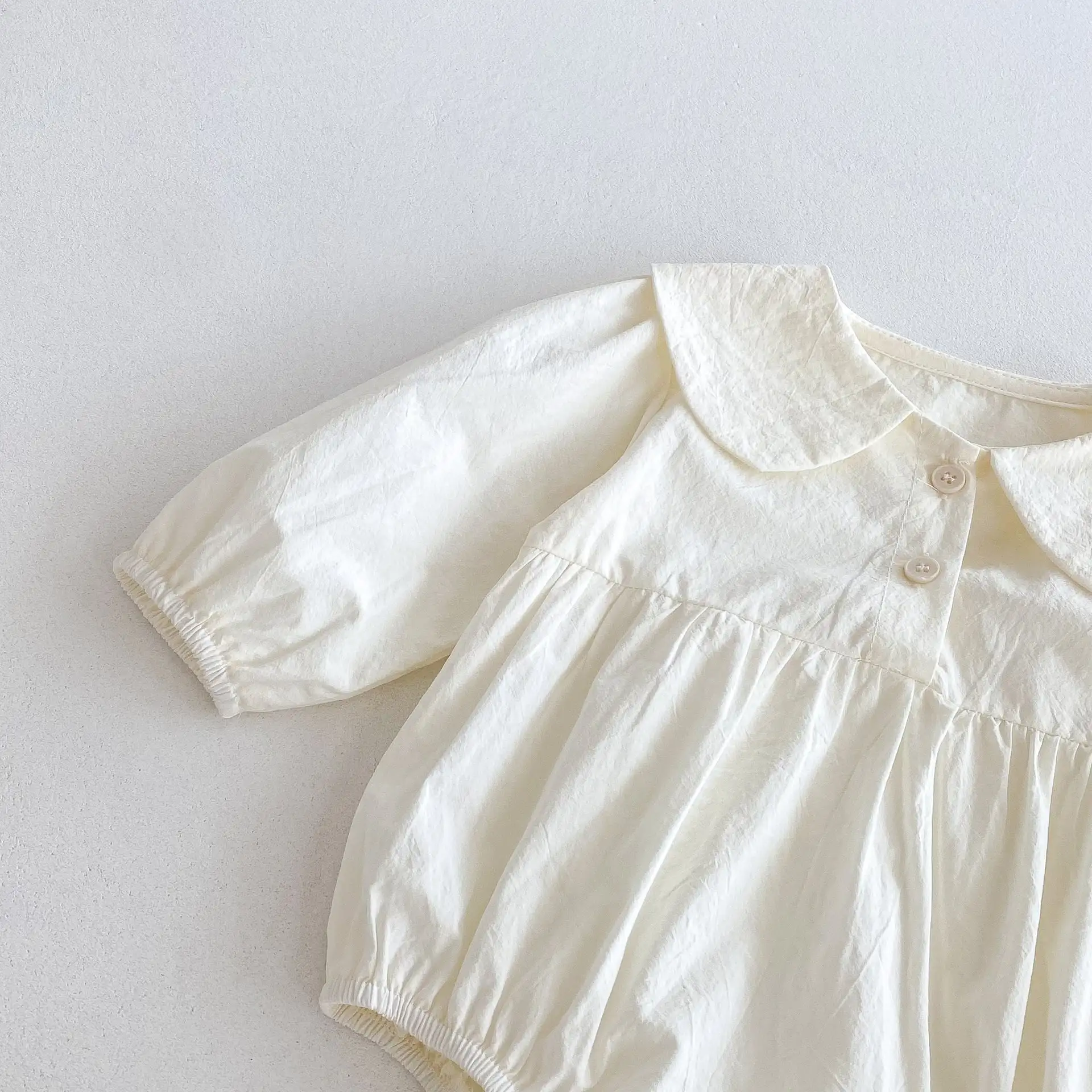 【66-90cm】ブルーフラワー刺繡ロンパース3点セット