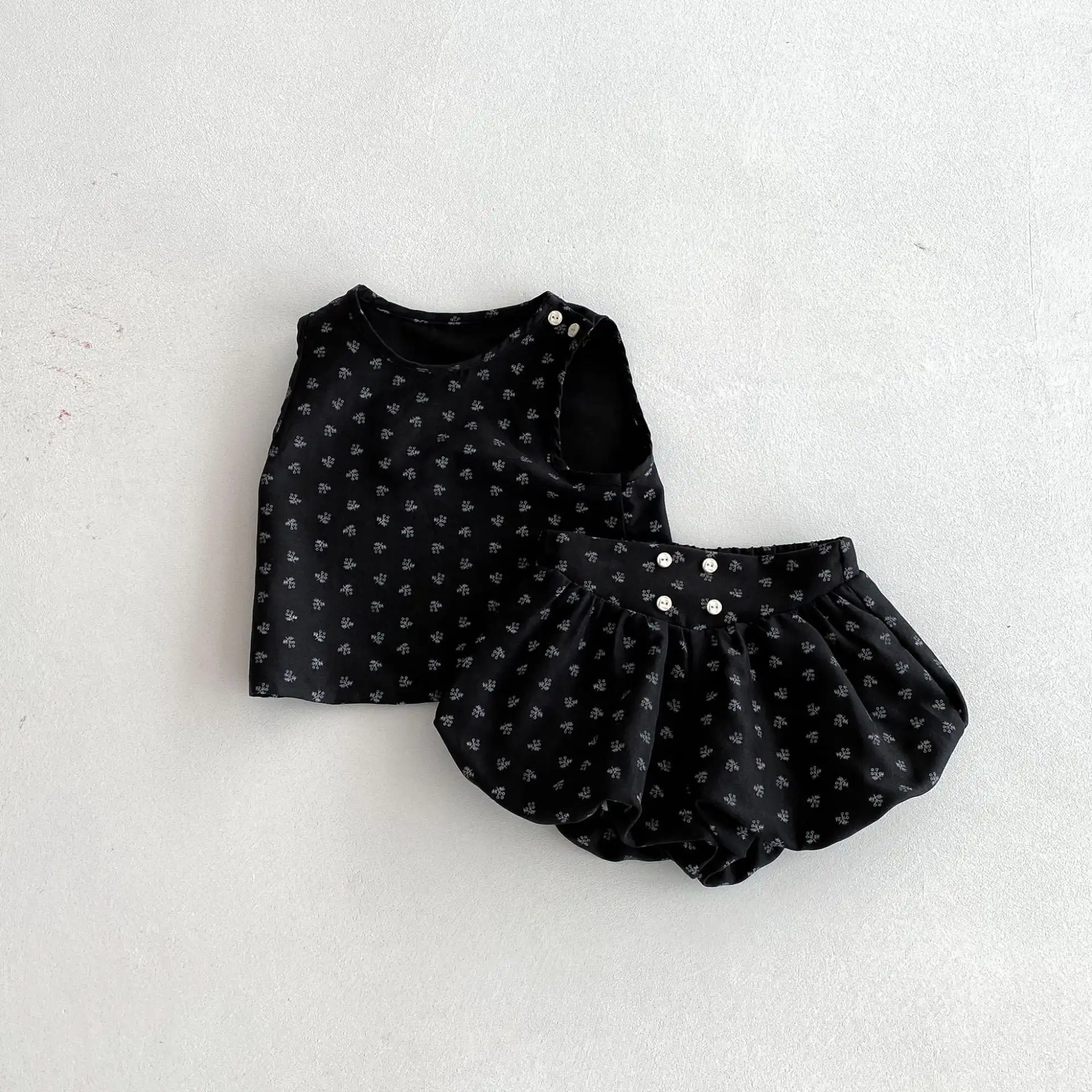 【66-100cm】3点セット可愛い総柄セットアップ