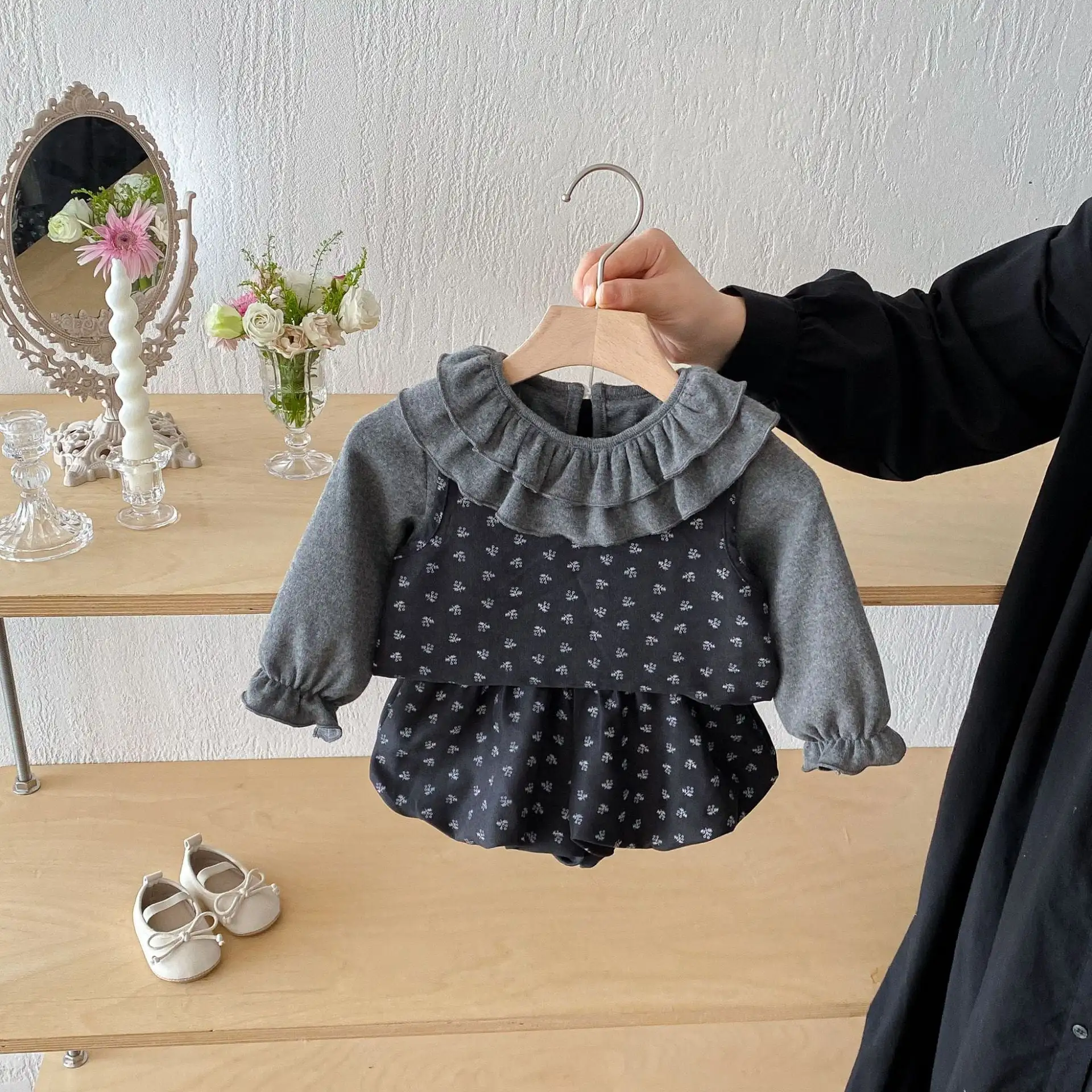 【66-100cm】3点セット可愛い総柄セットアップ