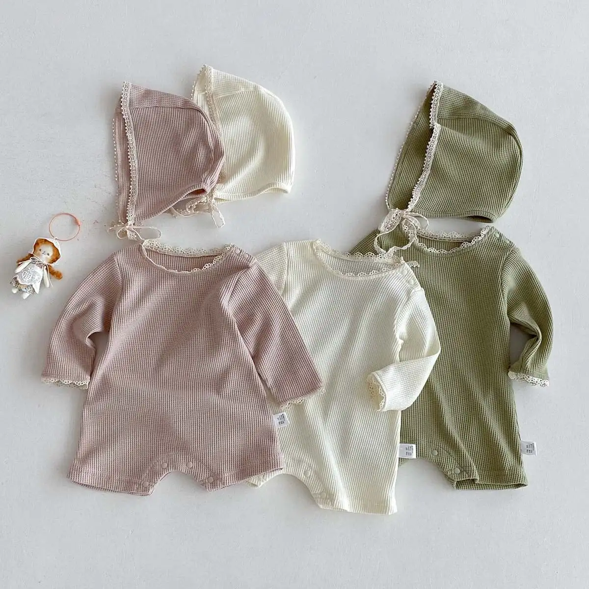 【66-90cm】2025新作 ワッフル無地ロンパース＆帽子