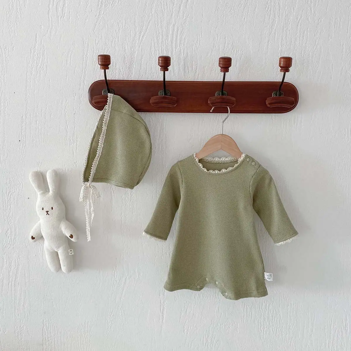 【66-90cm】2025新作 ワッフル無地ロンパース＆帽子