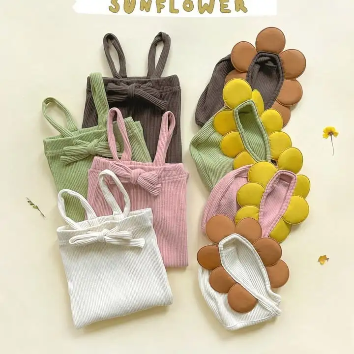 【66-90cm】可愛いフラワーリブサロペット