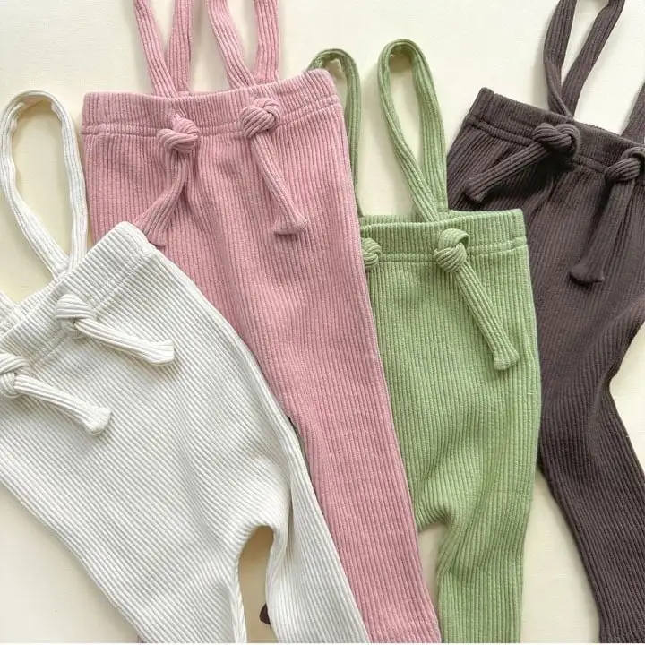 【66-90cm】可愛いフラワーリブサロペット