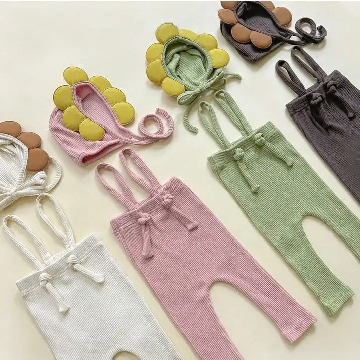 【66-90cm】可愛いフラワーリブサロペット