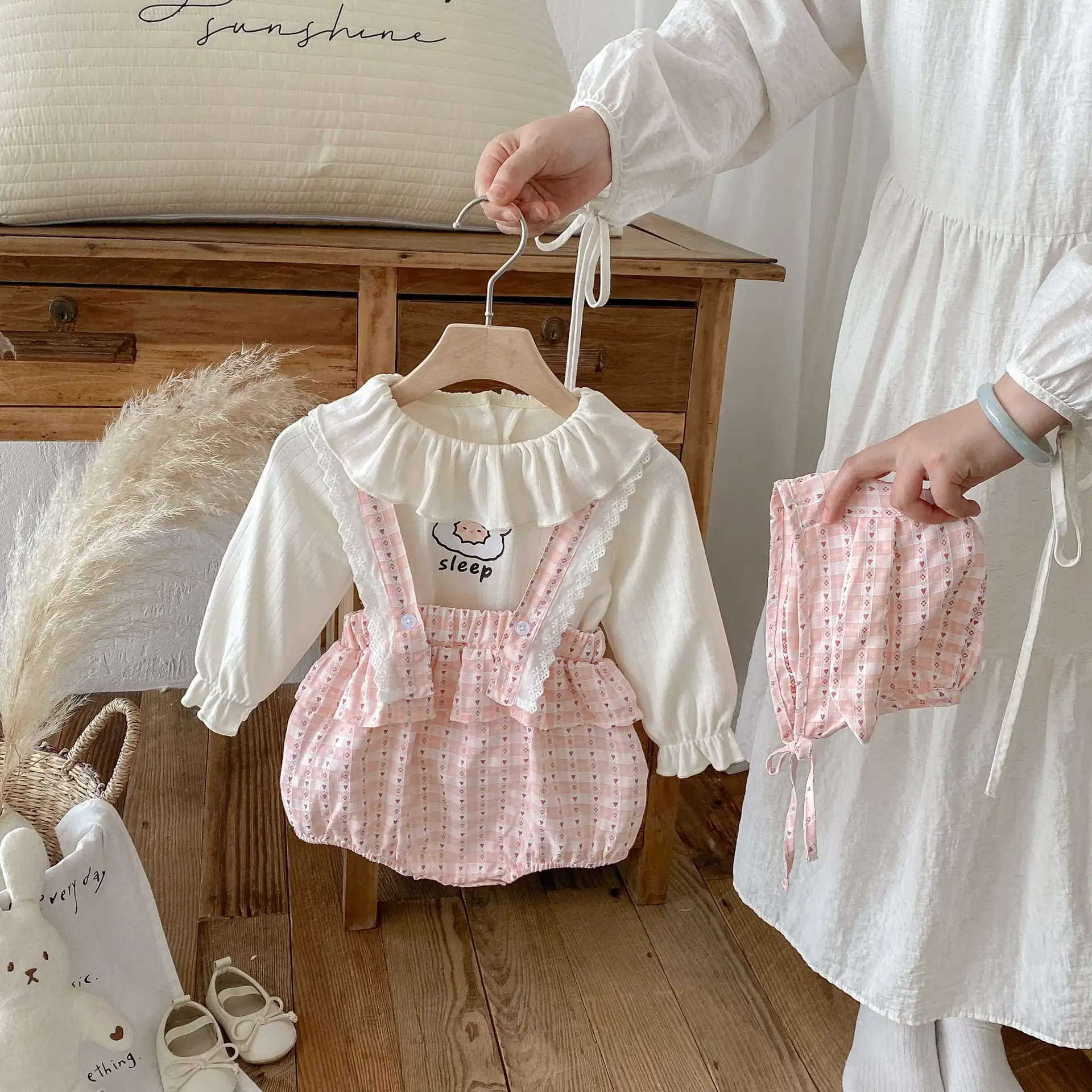 【66-100cm】可愛いピンクサロペット＆Ｔシャツ＆帽子