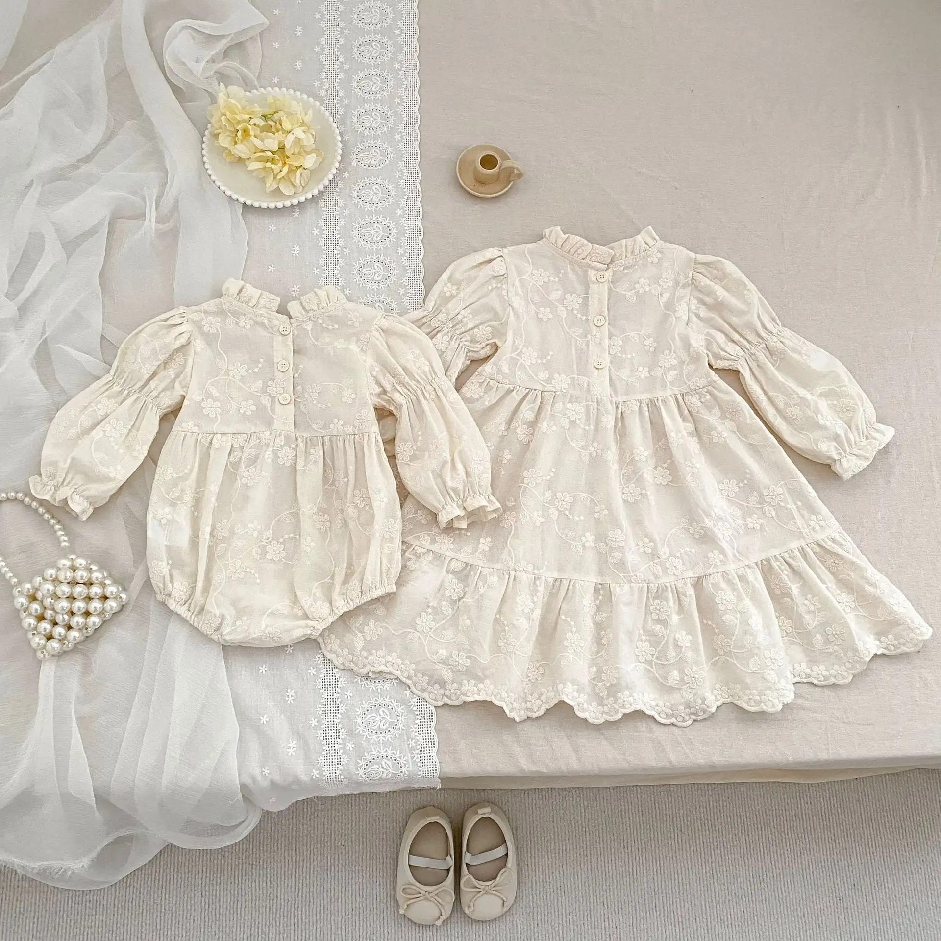 【66-130cm】姉妹服フラワー刺繡プリンセスロンパース/ワンピース