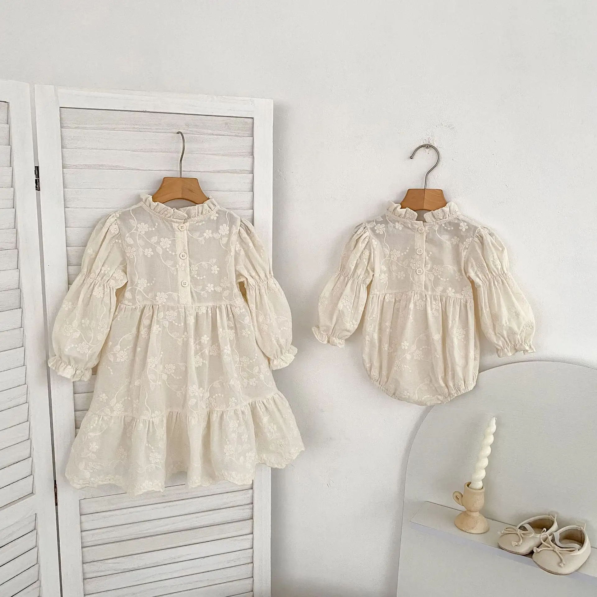 【66-130cm】姉妹服フラワー刺繡プリンセスロンパース/ワンピース