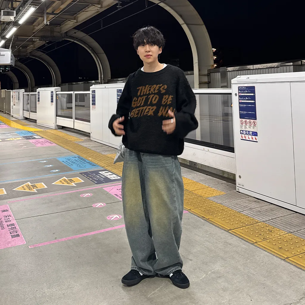 ユニセックスブラッシュレタリングニット