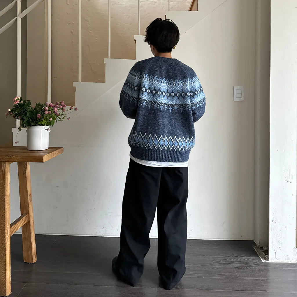 秋再入荷ノルディックラウンドニット
