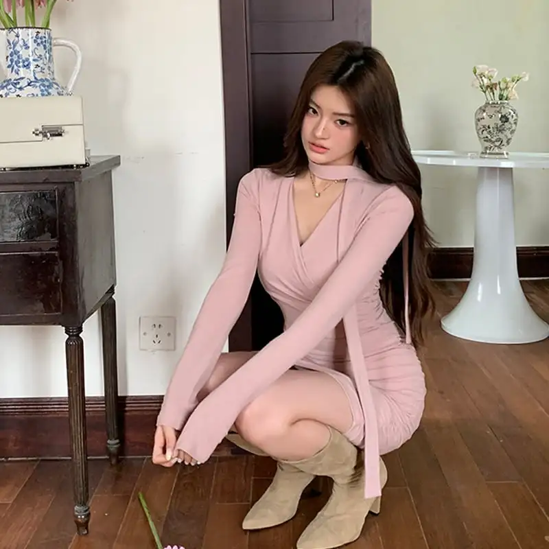 ワンピース Vネック 美人度アップ 膝上 長袖 ピンク