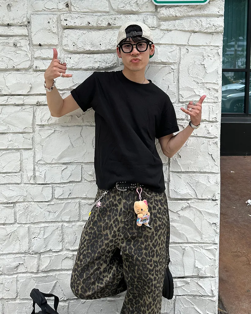 ユニセックスレオパードワイドパンツ