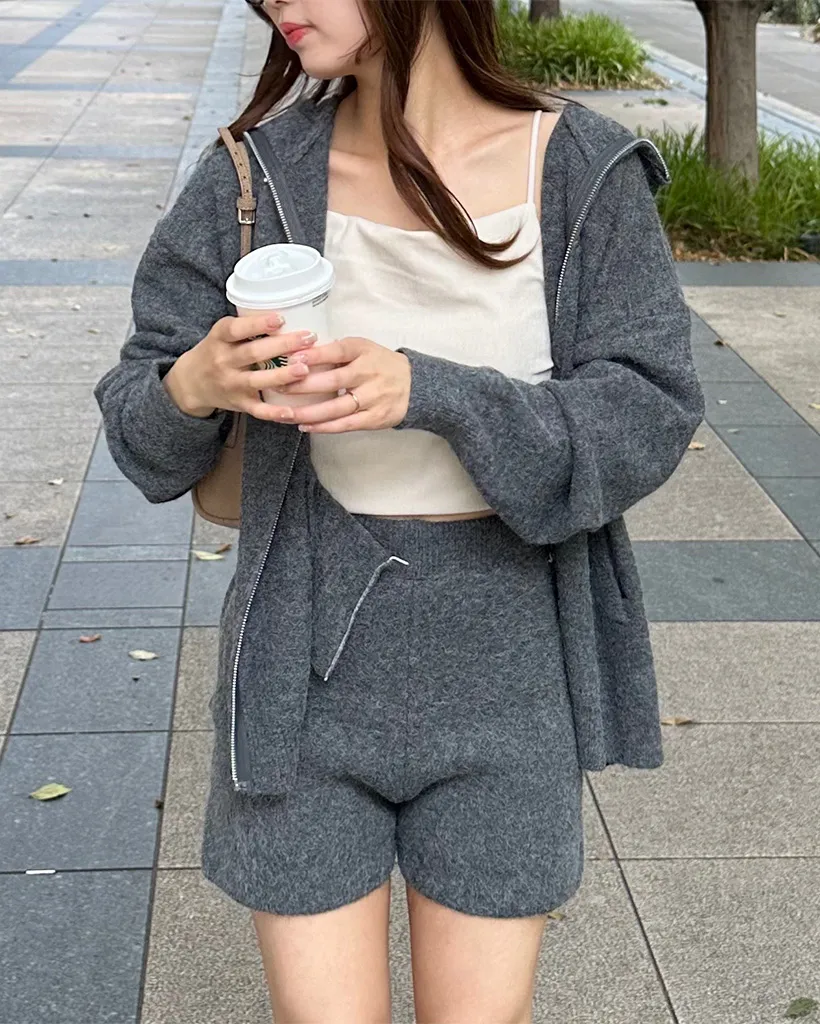 ダブルジップパーカー＆ショートパンツセット