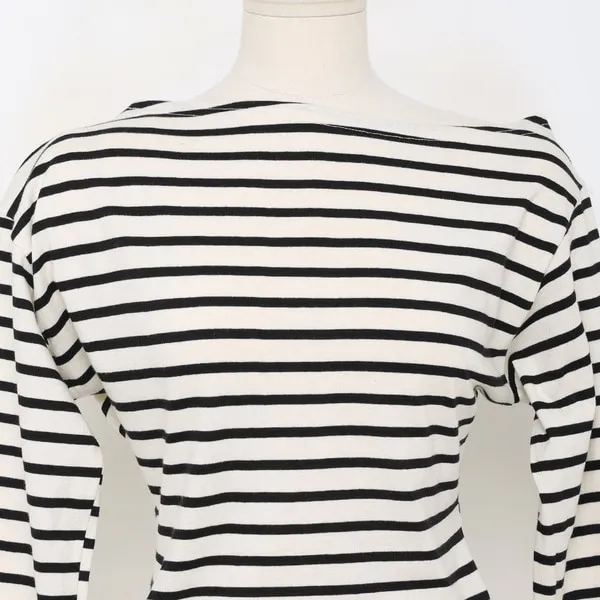ボートネックロングスリーブTシャツ