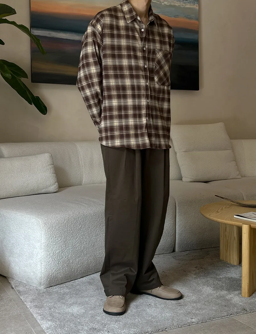 タック入りワイドボタンスラックス