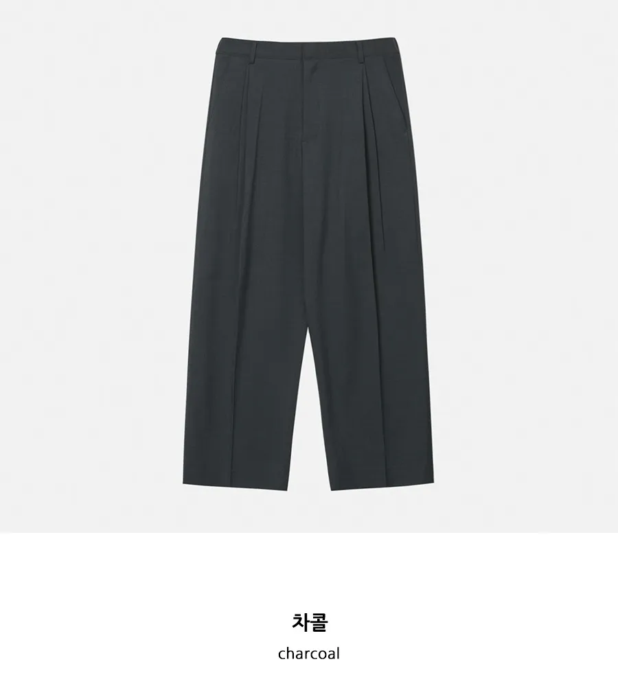 タック入りワイドスラックス