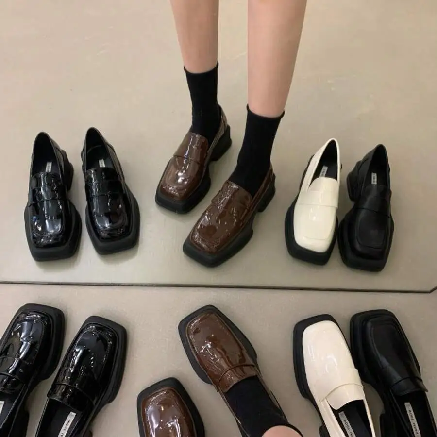 厚底  スクエアトゥ レトロ ローファー シューズ