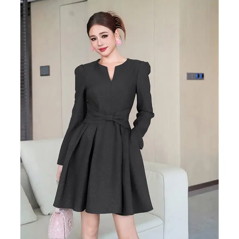 ワンピース ウエスト絞り Aライン 長袖 ブラック