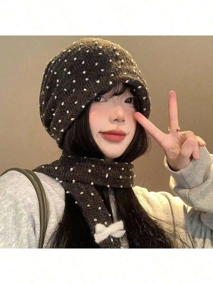 水玉 ニット帽 耳たぶ 防寒 小顔見せ レディース 秋冬ファッション 通勤