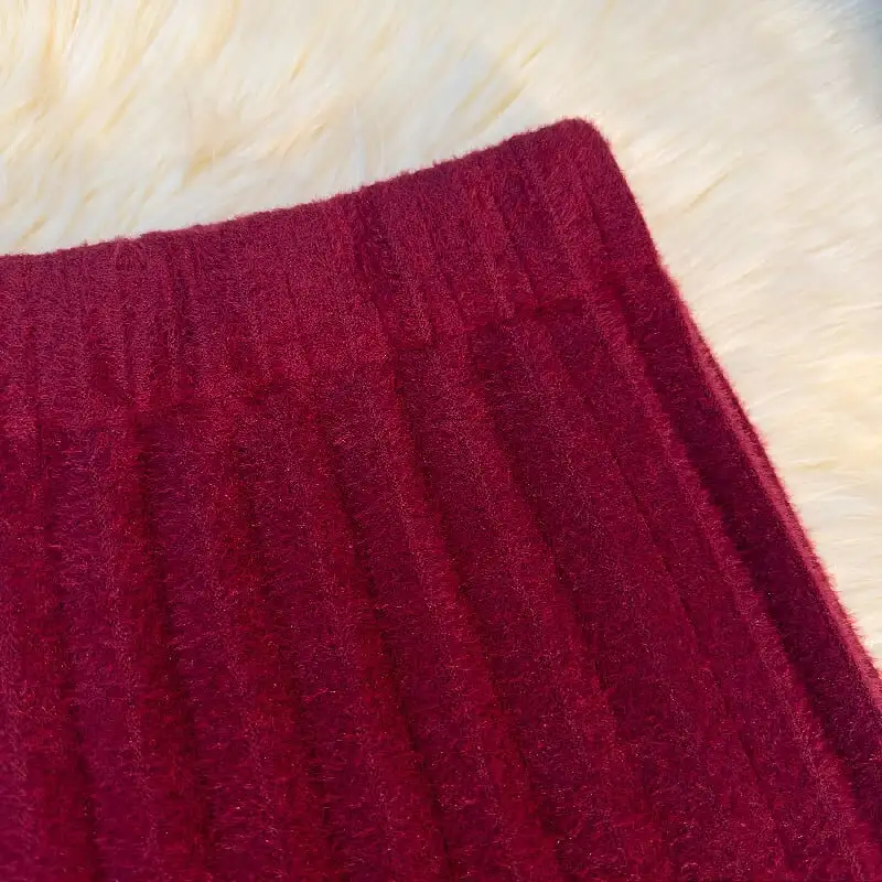 ボトムス スカート 3色展開 ミンク風生地 無地 ブラック ライトベージュ レッド