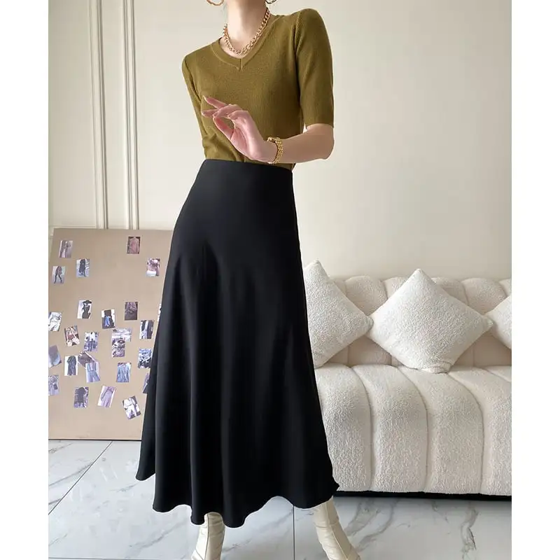 ボトムス スカート 2色展開 サテン 落ち感 ブラック グレー