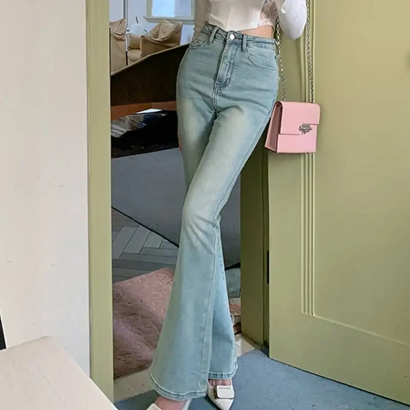 ボトムス デニムパンツ レトロ フレア ライトブルー